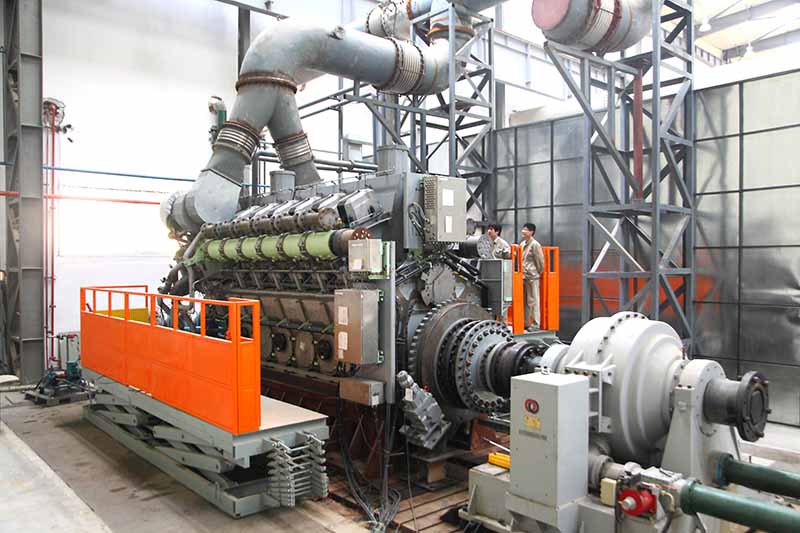 natural gas engine.jpg