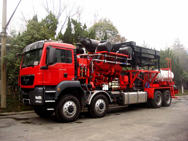 Fracturing truck.jpg